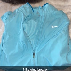 Nike windbreaker